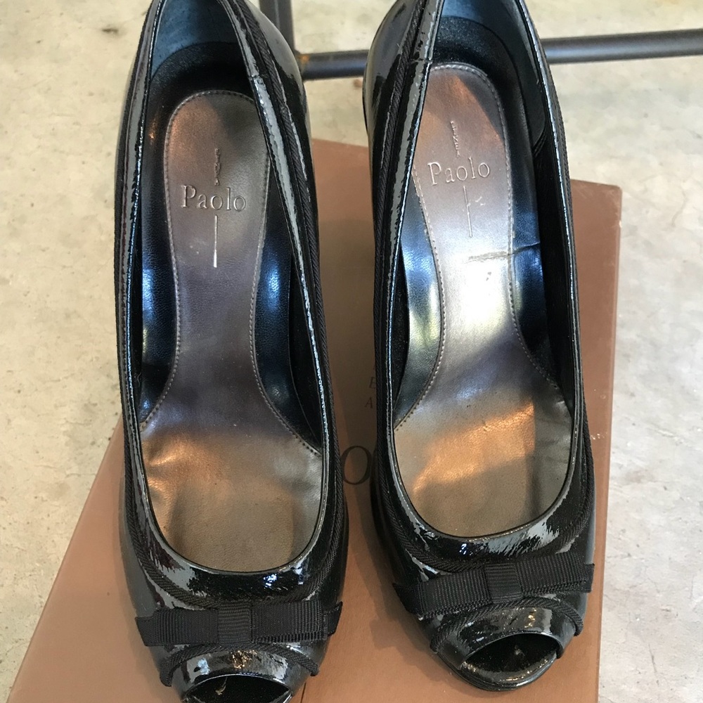 Linea Paolo BABE Black Patent Shoe